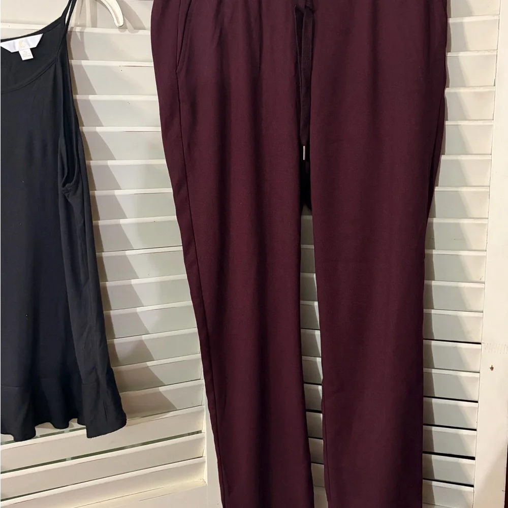 Two piece outfit including H&M burgundy pants and a Candies Tank - Picture 3 of 4